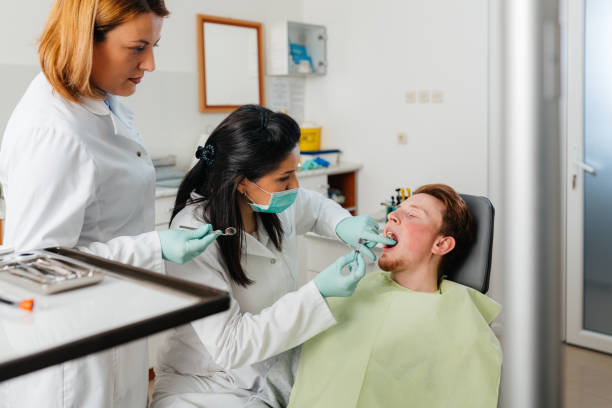Best Emergency Gum Treatment in Chesapeake, OH